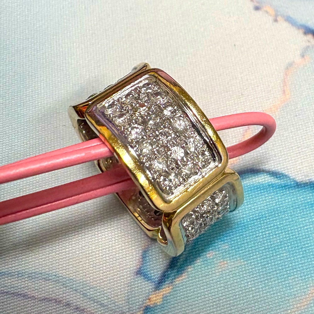 14k White and Yellow Gold Diamond Band Ring - Picture 5 of 6